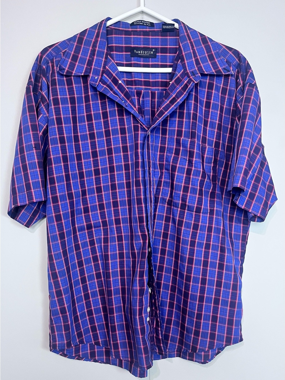 Van Heusen Wrinkle Resistant Plaid Short Sleeve Button Up Shirt M